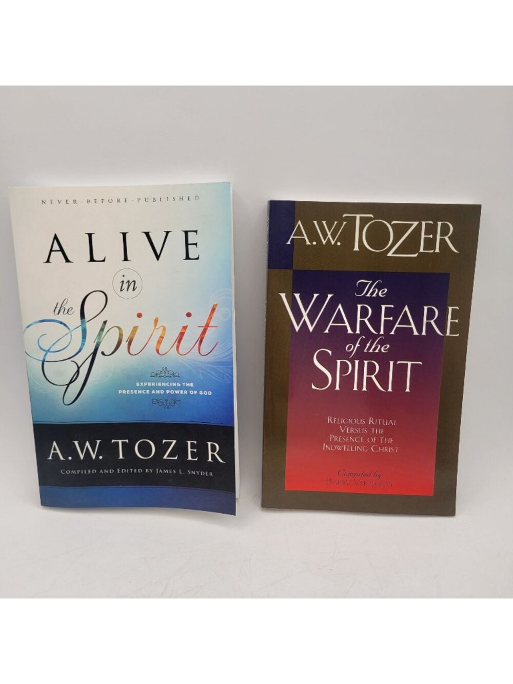 A.W. Tozer Book Lot - Warfare of the Spirit & Alive in Spirit - BK308